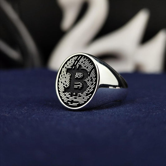 Bitcoin Ring in 925 Silver | Satoshi Noir